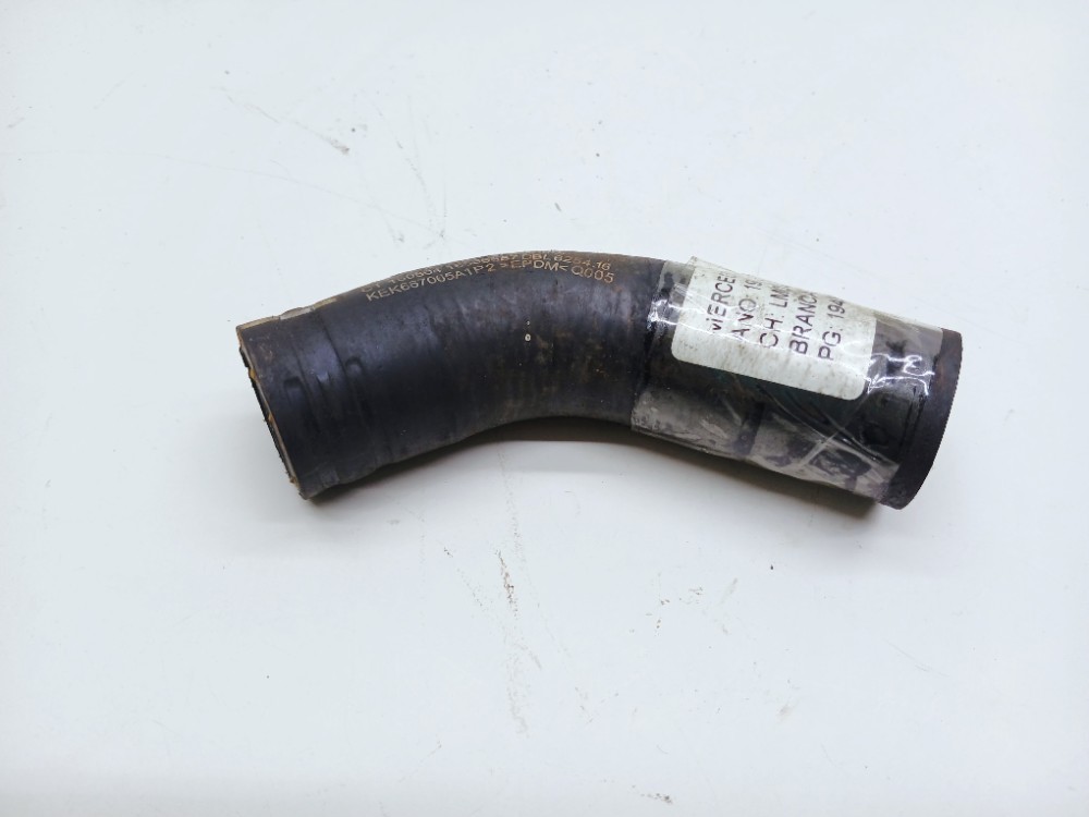 Mangueira Superior Radiador Mercedes Gla 1.6 2020 A27020304