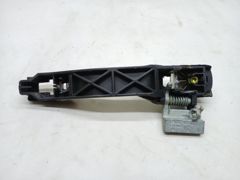 Suporte Maçaneta Externa Traseira Esquerda Captiva 3.6 2010 Traseira