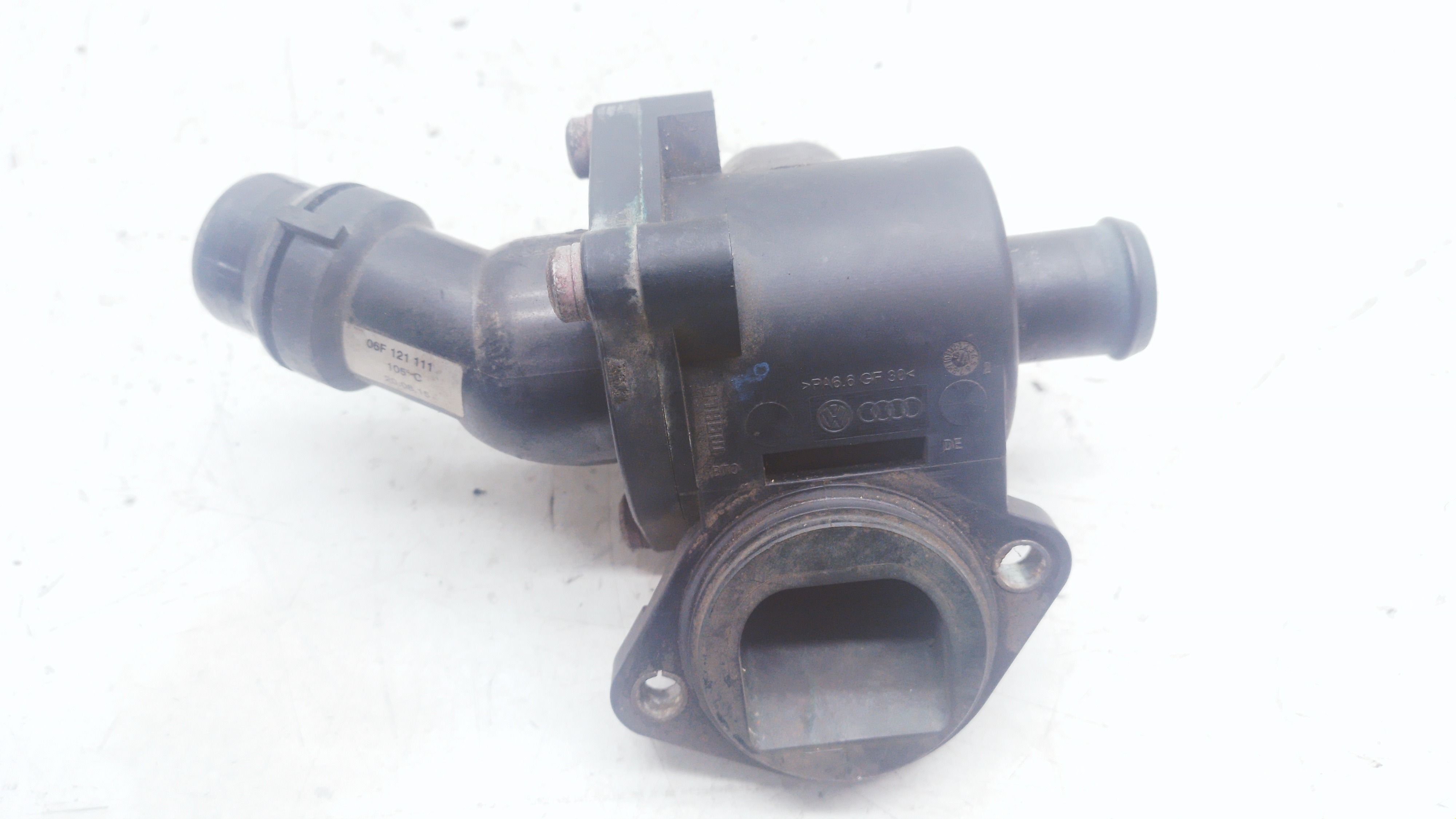 Válvula Termostatica Vw Passat 2.0 2005/ 2006 Nº06f1211111