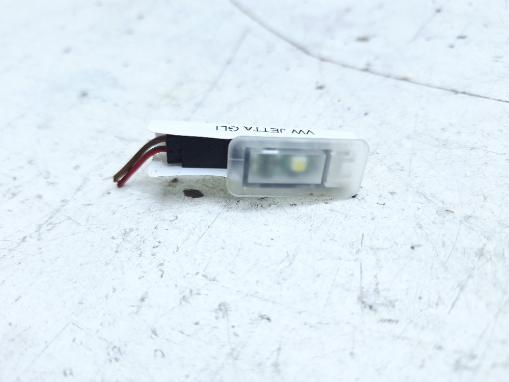 Luz Cortesia Vw Jetta Gli 2.0 2019 5TA947409