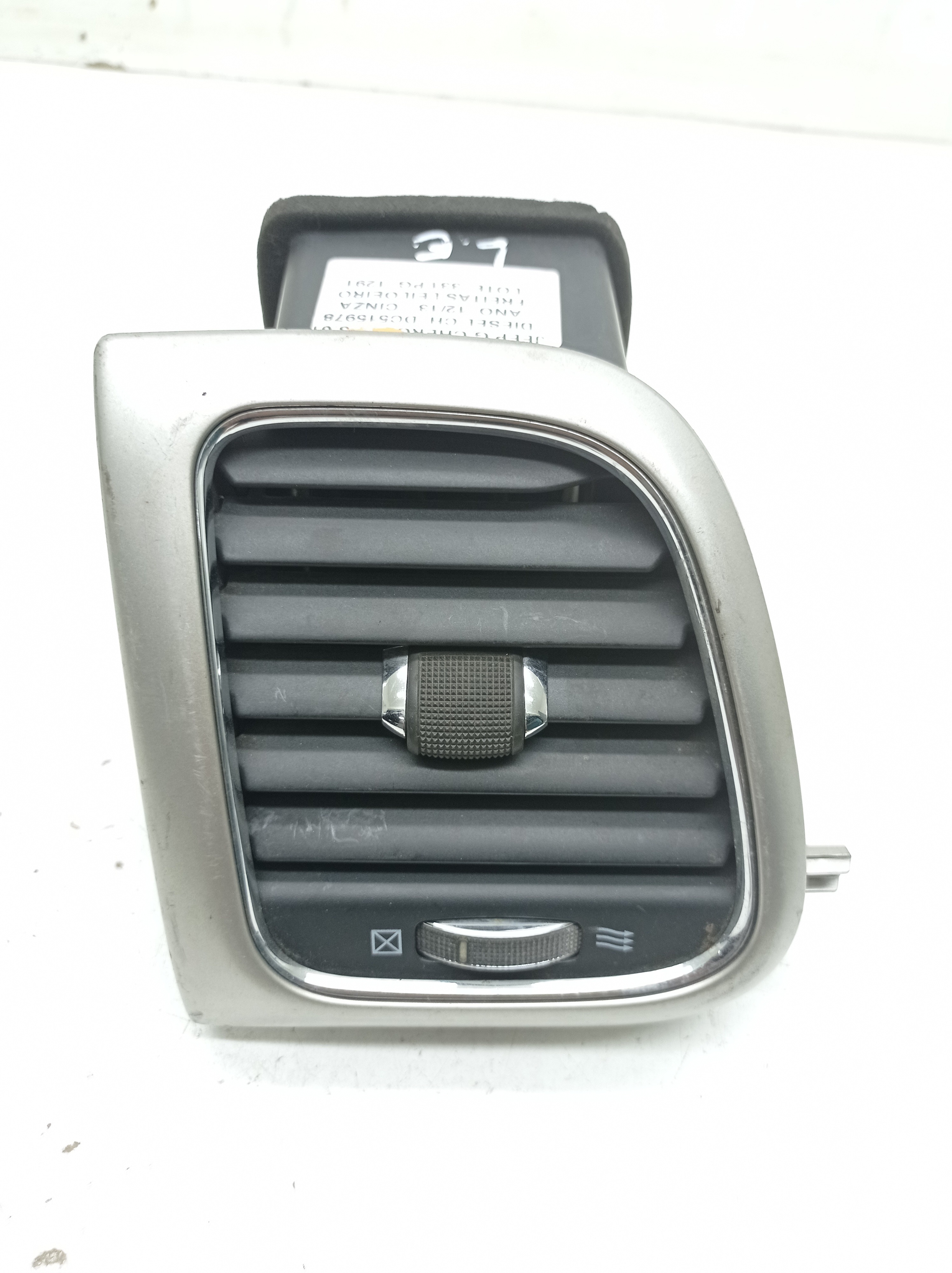 Difusor Ar Esquerdo Jeep Grand Cherokee 3.0 2012 / 2013