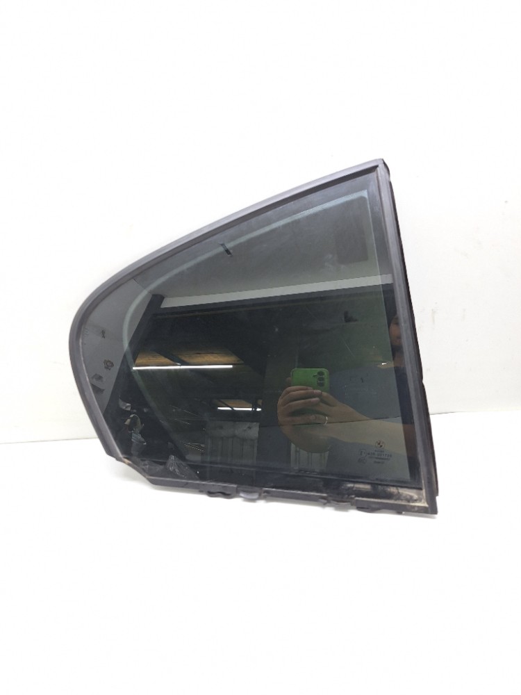 Vidro Fixo Traseiro Direito Bmw 320i 2.0 2016 2017