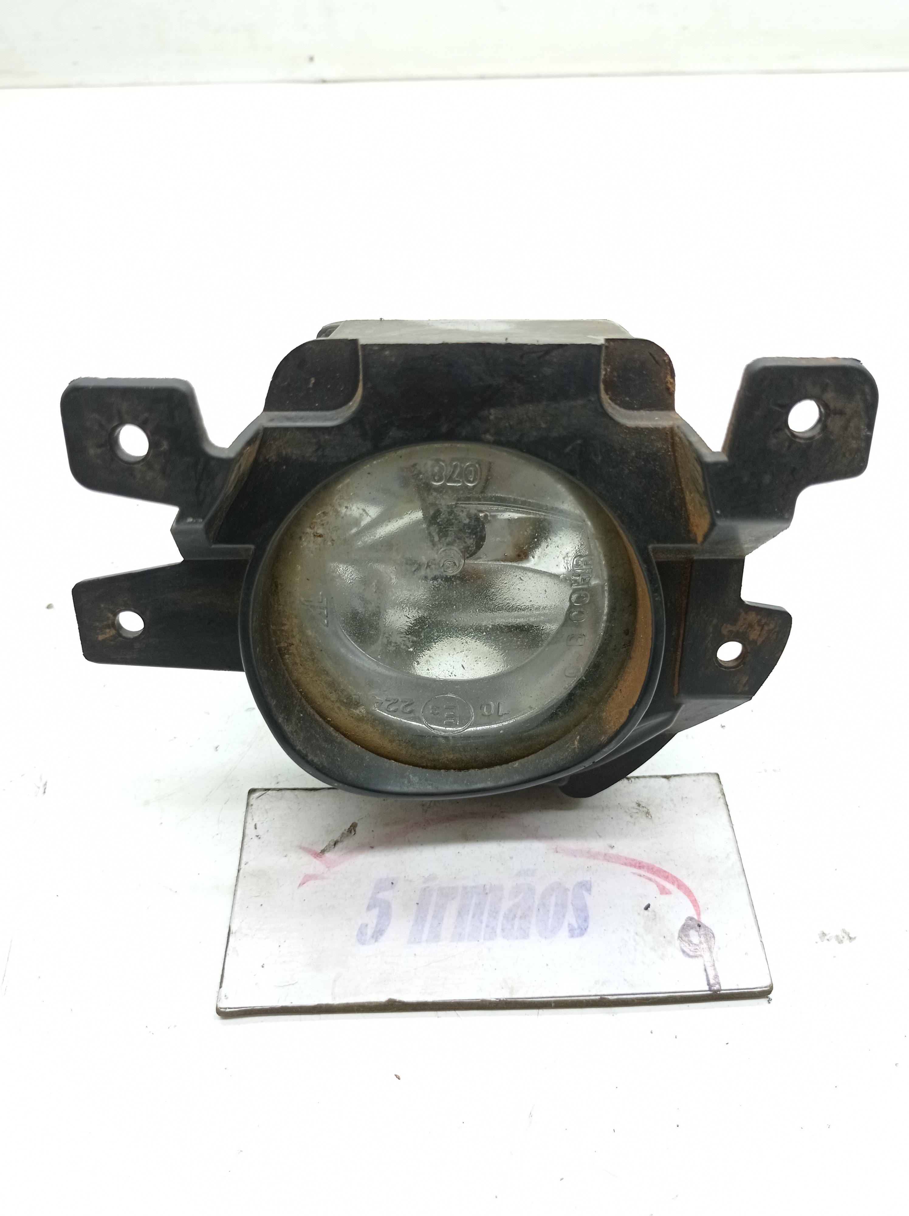 Farol Milha Direito Fiat Strada 1.4 2010 / 2011