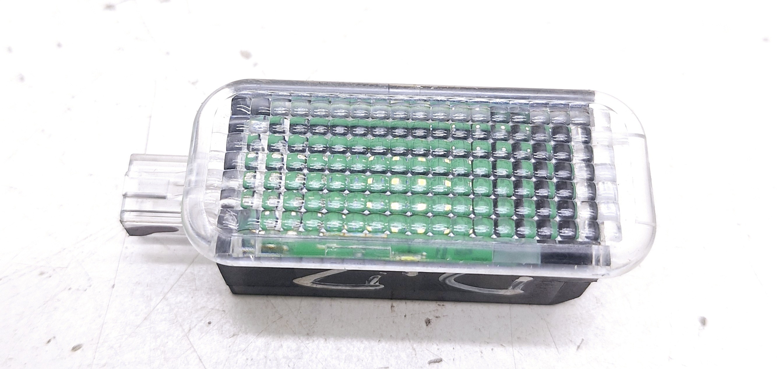 Luz Porta Audi A3 Sedan 2.0 Turbo 2020/ 2021 Nº4e0947415