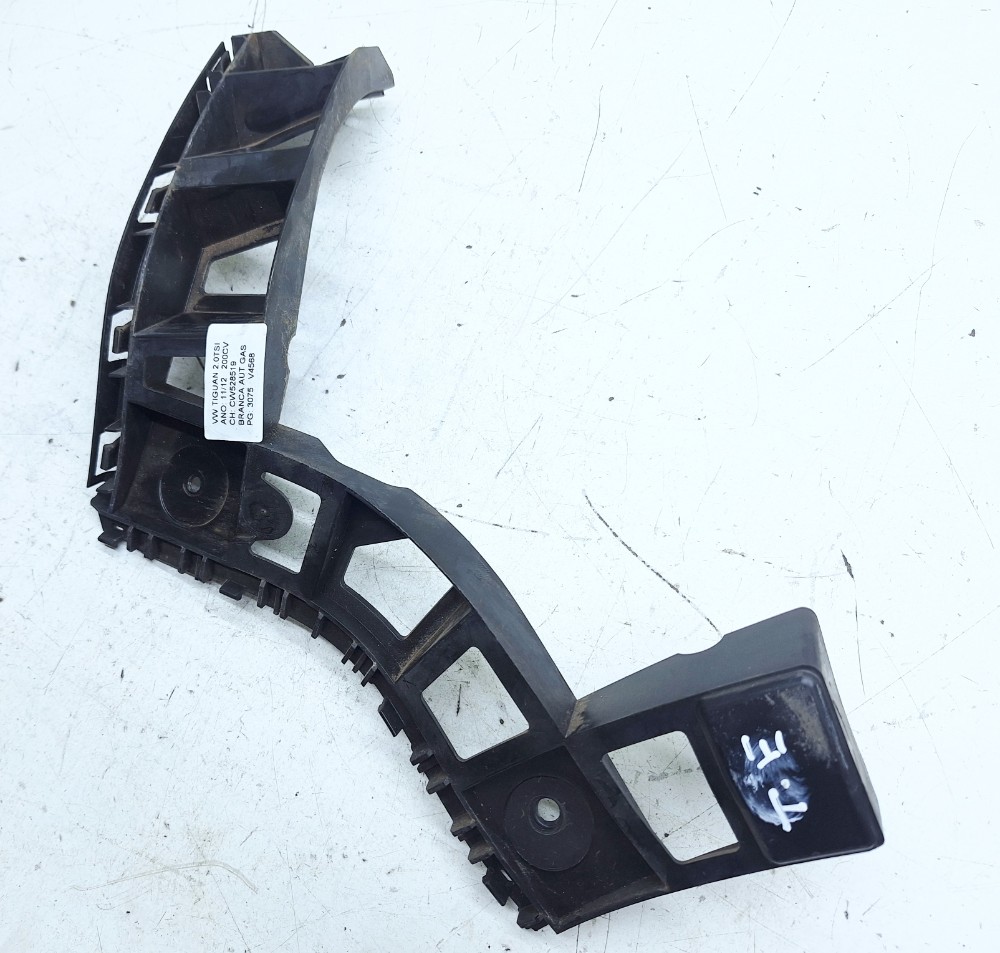 Guia Esquerdo Parachoque Traseiro Vw Tiguan Tsi 2.0 2012