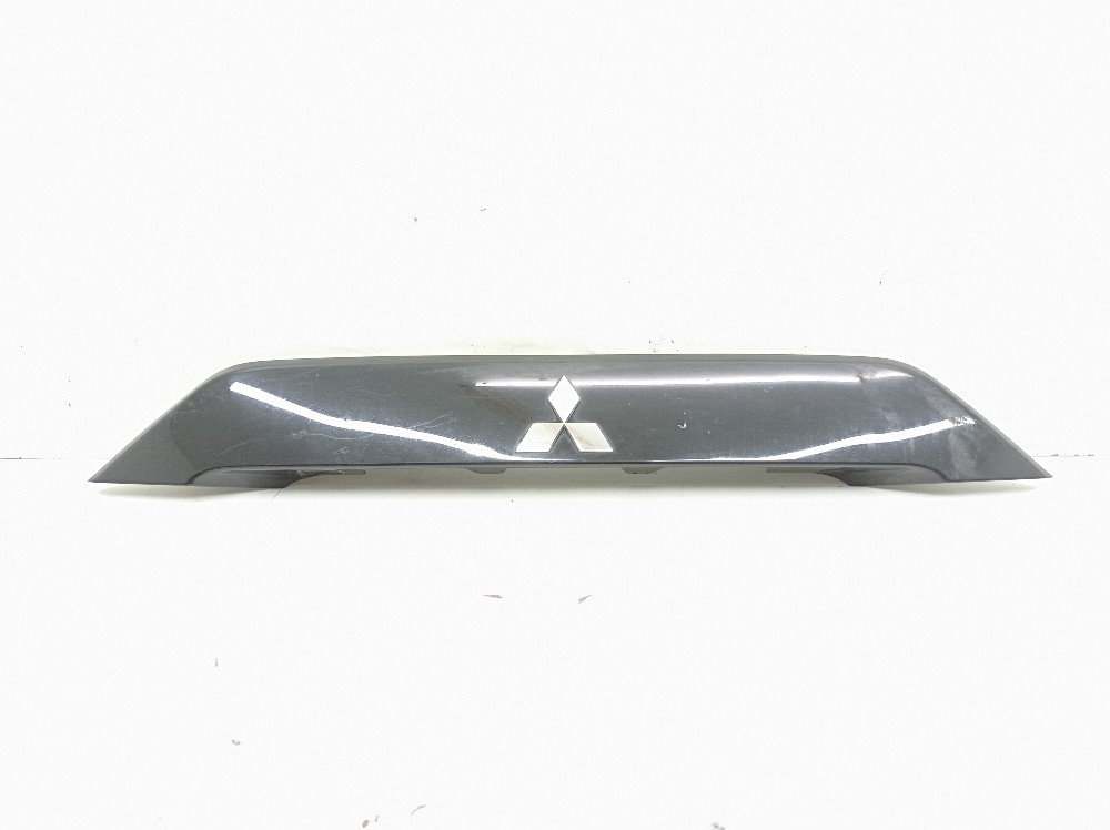 Acabamento Tampa Traseira Mitsubishi Outlander 3.0 2007 2008