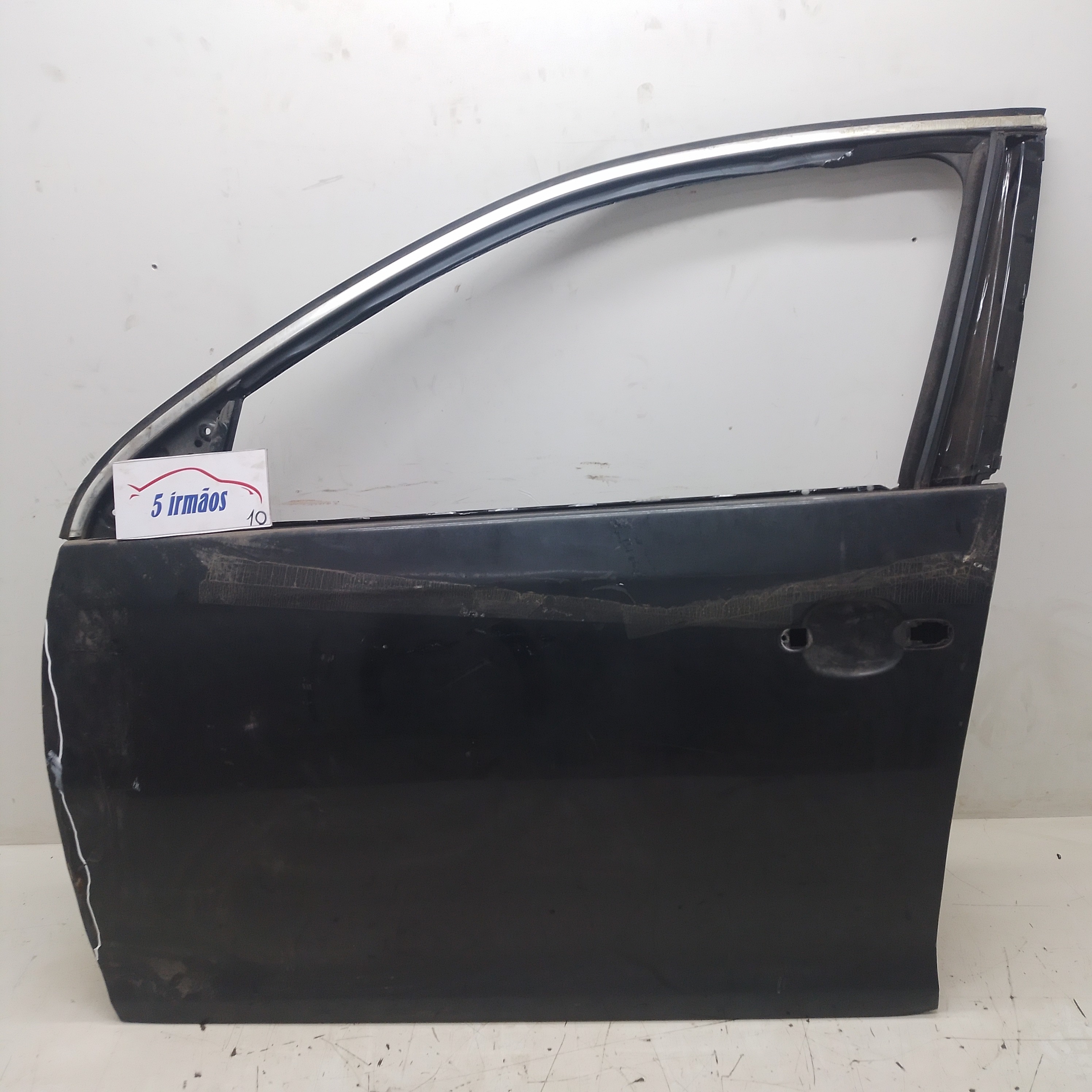 Porta Dianteira Esquerda Vw Jetta 2.5 2009 / 2010 Dianteira Esquerdo
