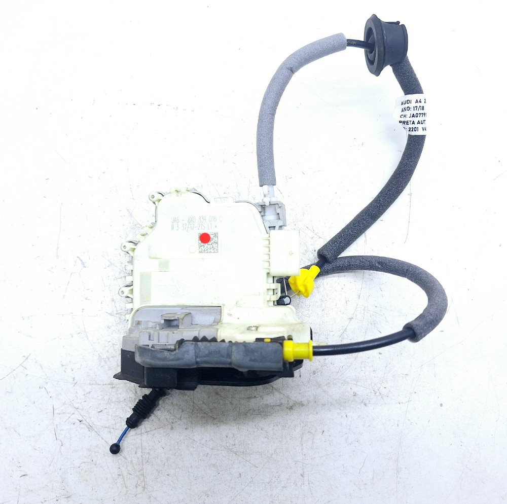 Fechadura Porta Traseira Direita Audi A4 2.0 2018 8x0839016c