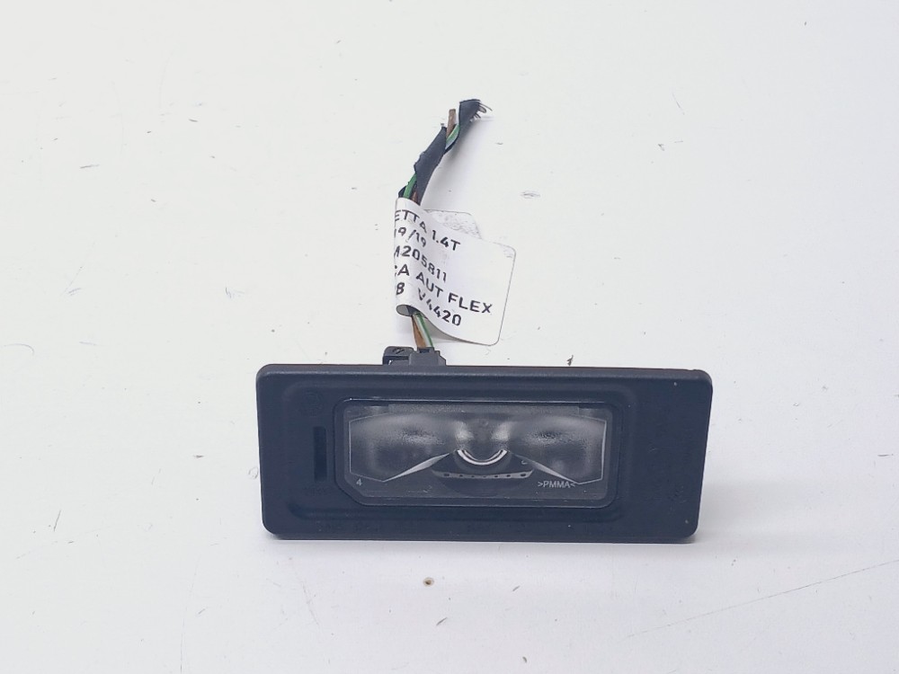 Luz Placa Vw Jetta 1.4 Tsi 2019 5na943021