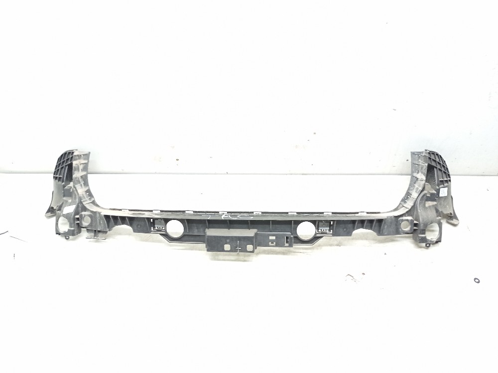 Guia Central Parachoque Traseira Audi Q3 Tfsi 1.4 2020