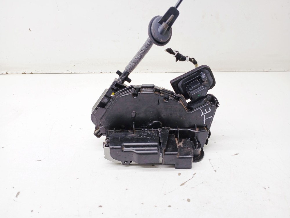 Fechadura Porta Traseira Esquerda Vw Jetta Gli 2.0 2024