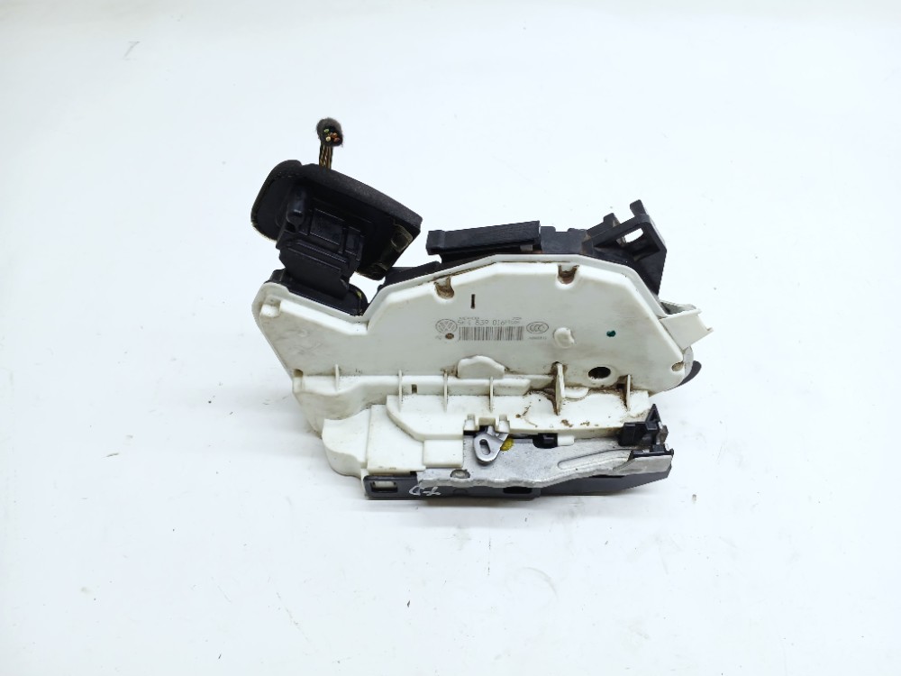 Fechadura Porta Traseira Direita Vw Jetta 2.0 2016