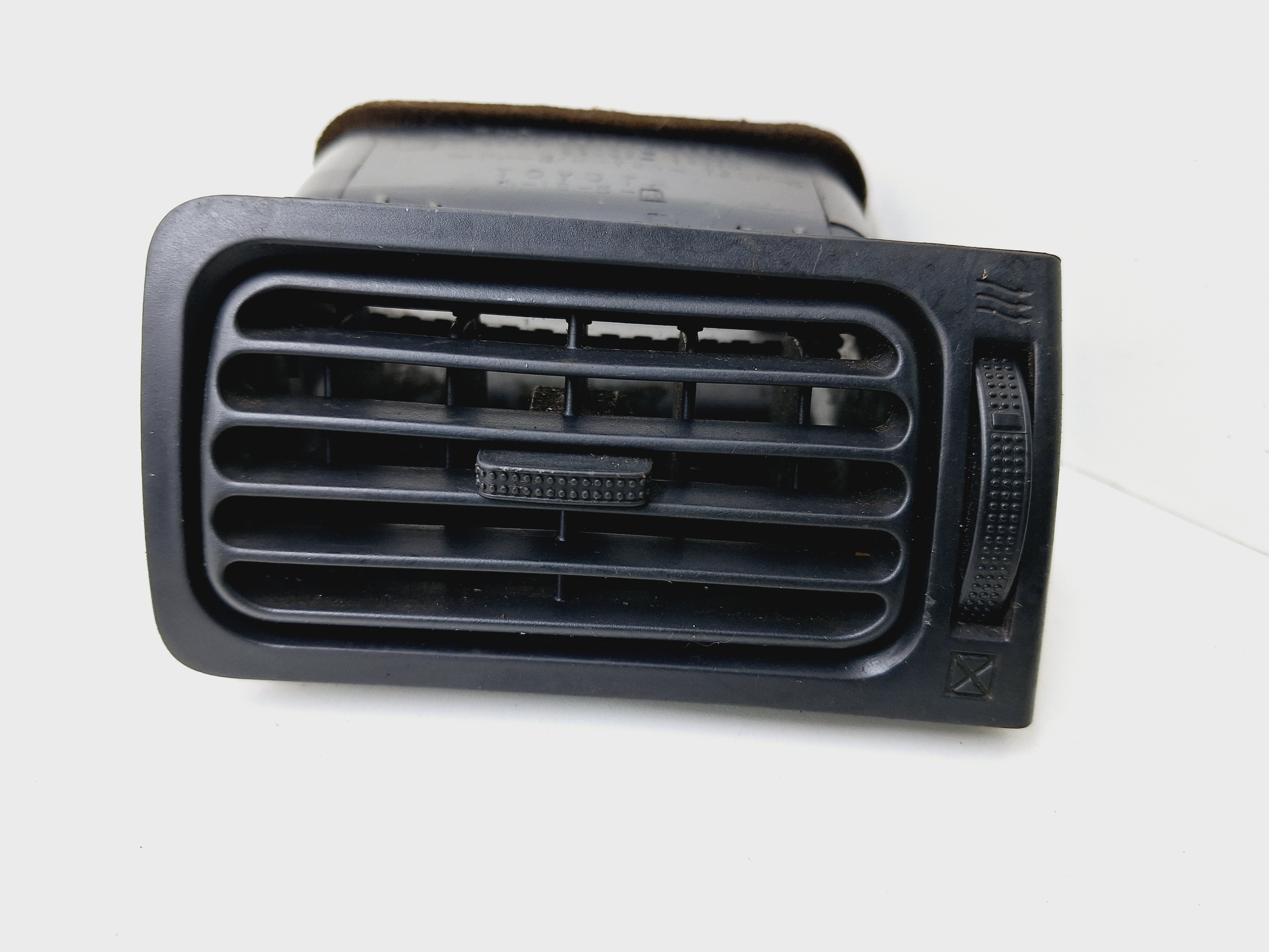 Difusor Ar Direito Toyota Fielder 1.8 2007 2008
