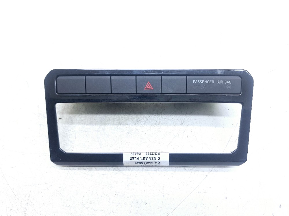 Acabamento C Comando Pisca Alerta Vw Tcross Tsi 1.4 2022  Preto