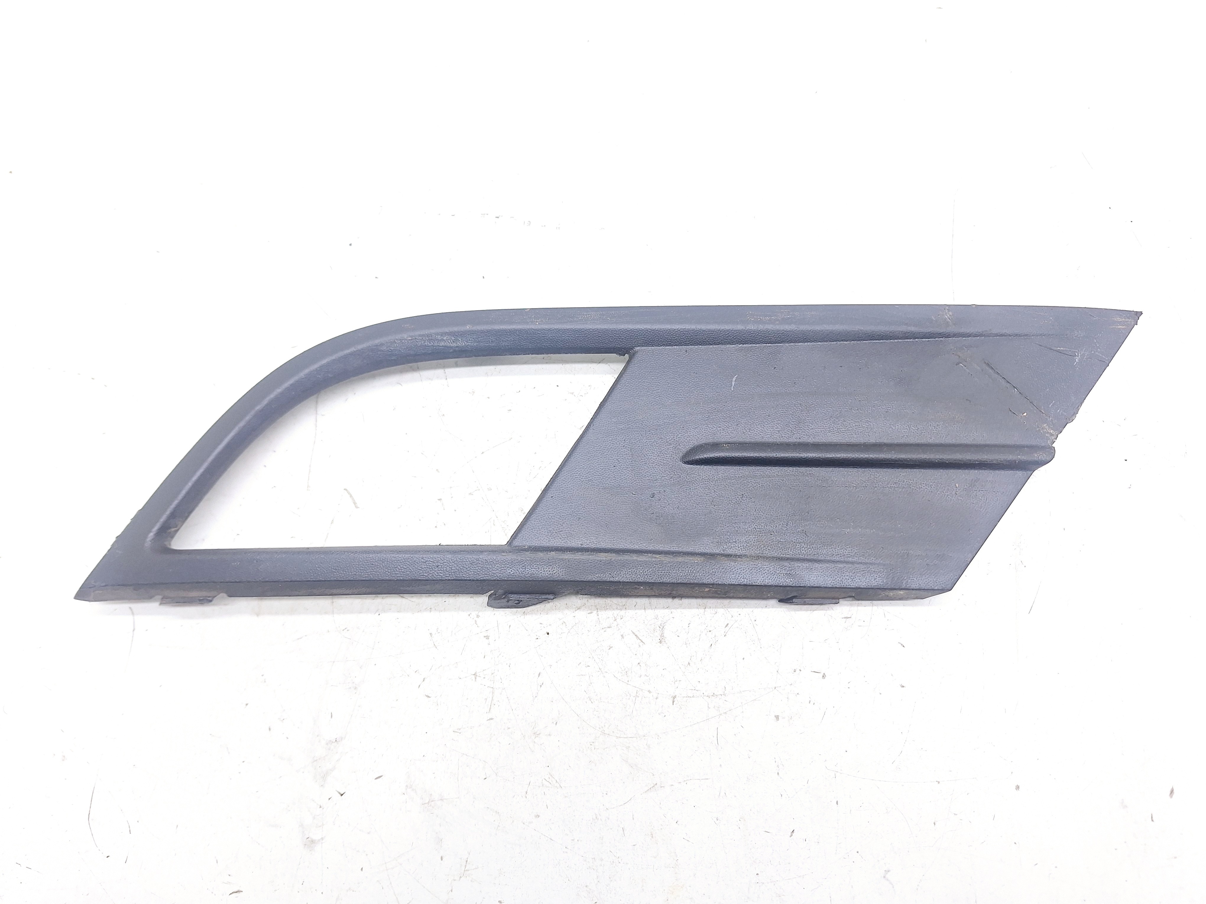 Acabamento Farol Milha Esquerdo Vw Polo Gts 1.4 2022 Preto Esquerdo