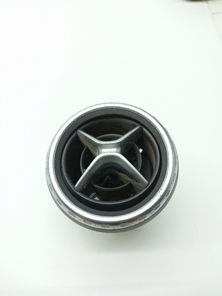Difusor Ar Central Mercedes Gla 1.6 2015 A1568300054