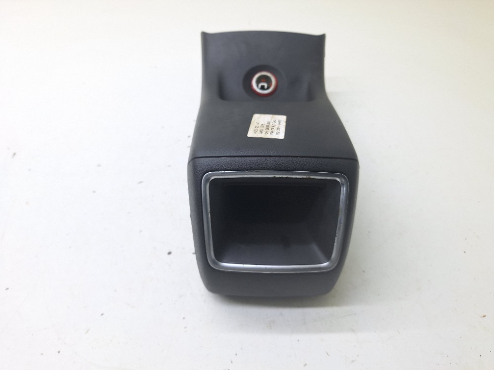 Acabamento Console Central Traseiro Audi Q3 Tfsi 1.4t 2016