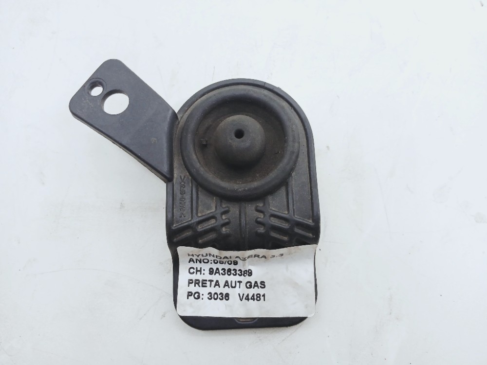 Suporte Radiador Esquerdo Azera 3.3 2008 2009