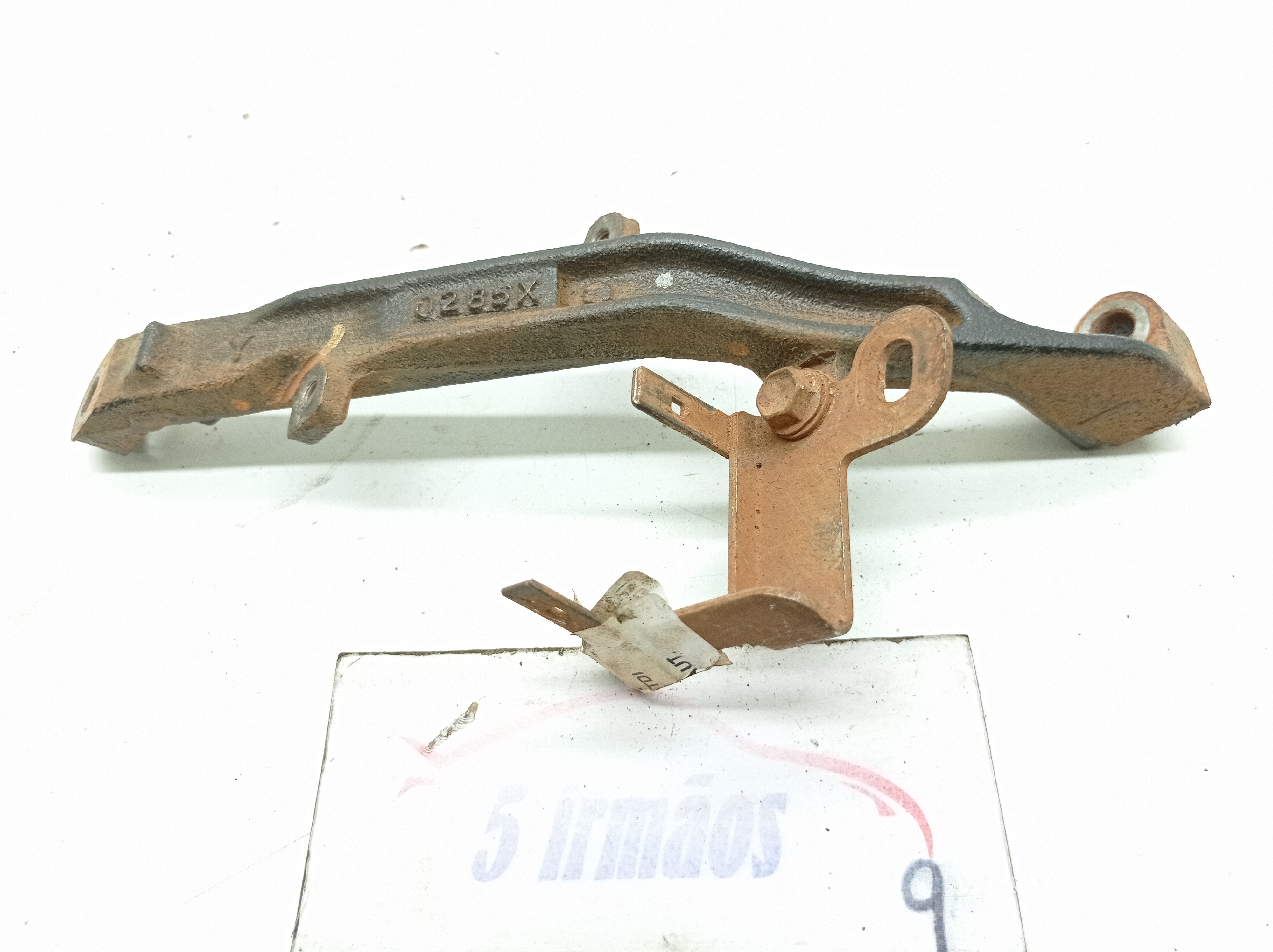 Suporte Coletor Admissão Toyota Hilux 2.8 2017 / 2018
