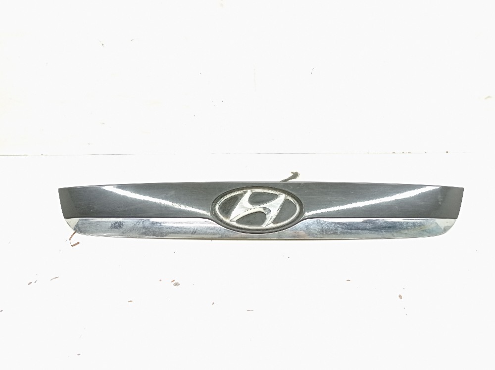 Acabemento Tampa Traseira Hyundai Veracruz 3.8 2008 2009 Prata Cromado