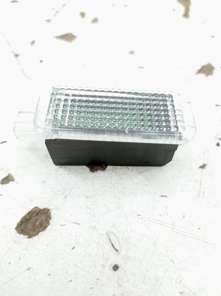 Luz Cortesia Porta Luvas Audi A4 Tfsi 2.0 2017 2018