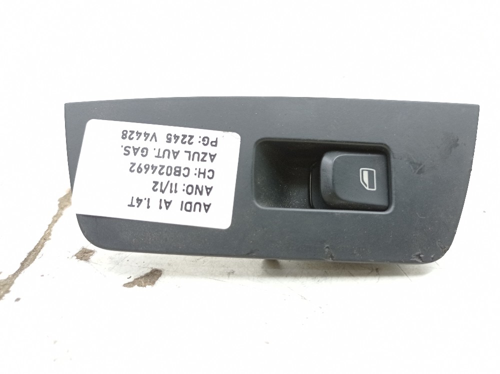 Botão Vidro Dianteiro Direito Audi A1 Tfsi 1.4 2011 2012