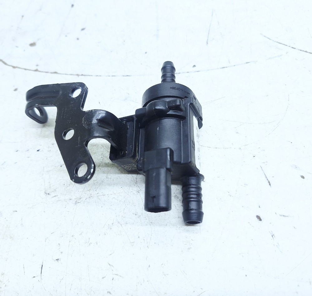 Válvula Canister Audi A3 Hatch 2.0 2023 06m906517e