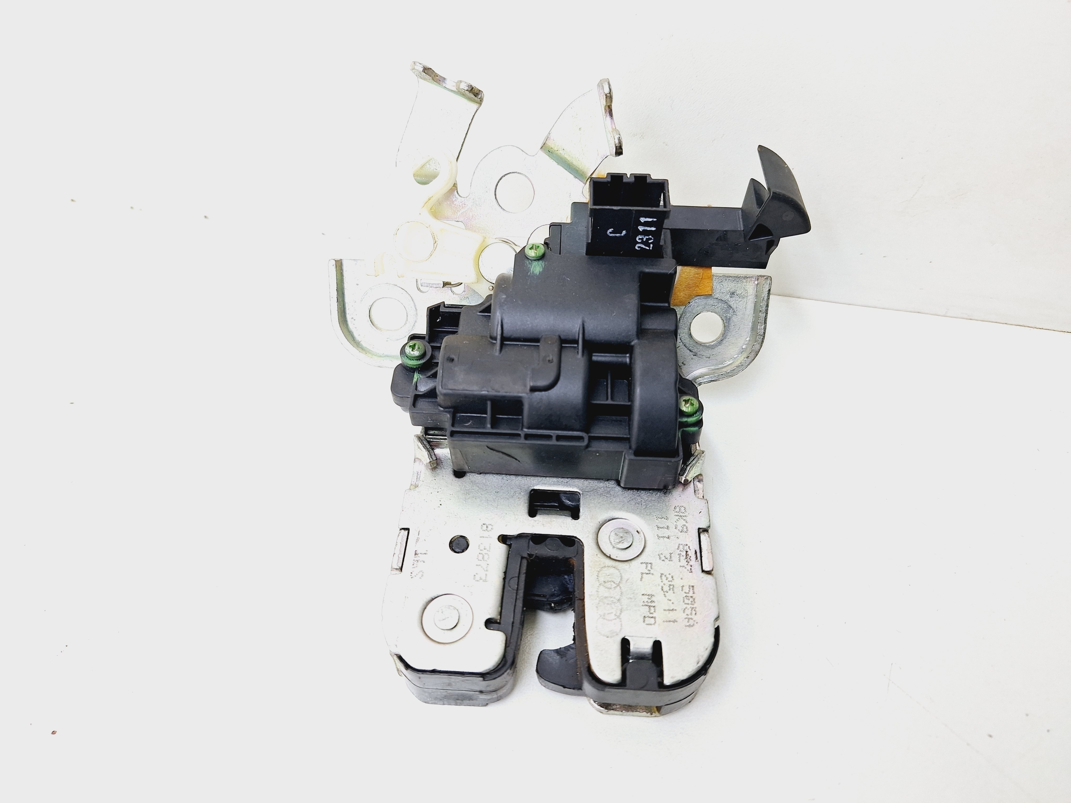 Fechadura Tampa Traseira Audi A1 1.4 2011/ 2012 N8k9827505a