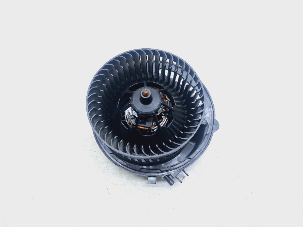 Ventilador Ar Condicionado Vw Jetta Gli 2.0 2019 T1018594r