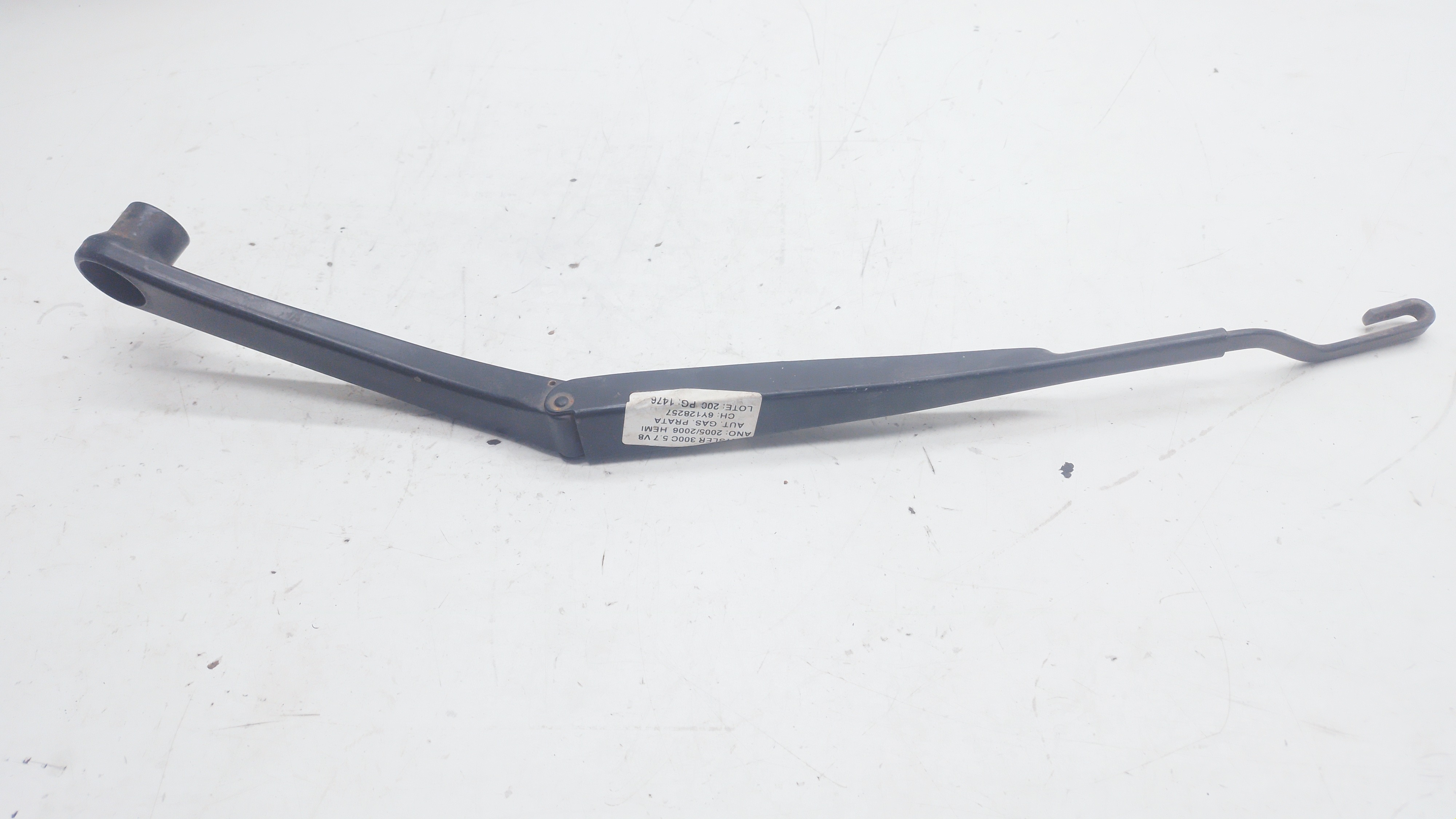 Braço Esquerdo Limpador Parabrisa Chrysler 300c 5.7 2006 Esquerdo