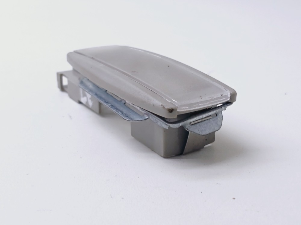 Luz Cortesia Quebra Sol Esquerdo Vw Jetta 1.4 Tsi 2018 2019