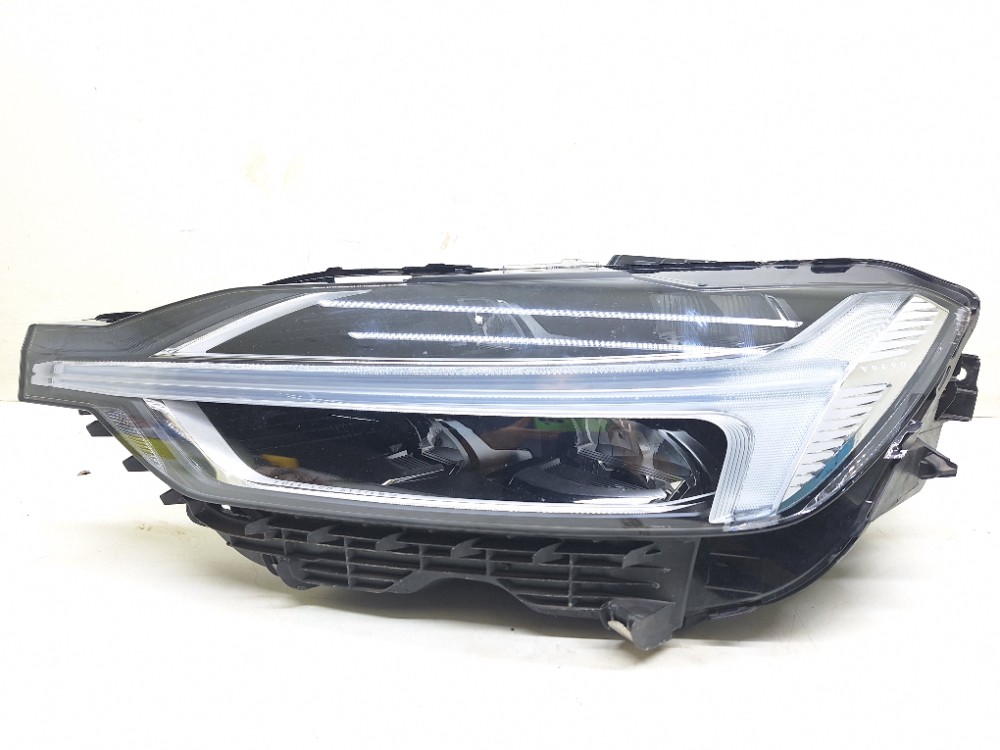 Farol Esquerdo Volvo Xc60 2.0 2019 2020 31656614 Esquerdo/motorista