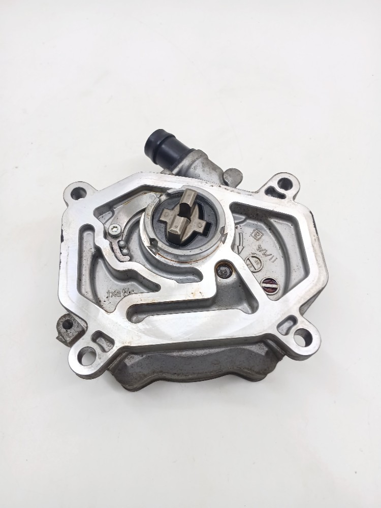 Bomba Vácuo Mercedes Gla200 1.6 2015 a2701800901