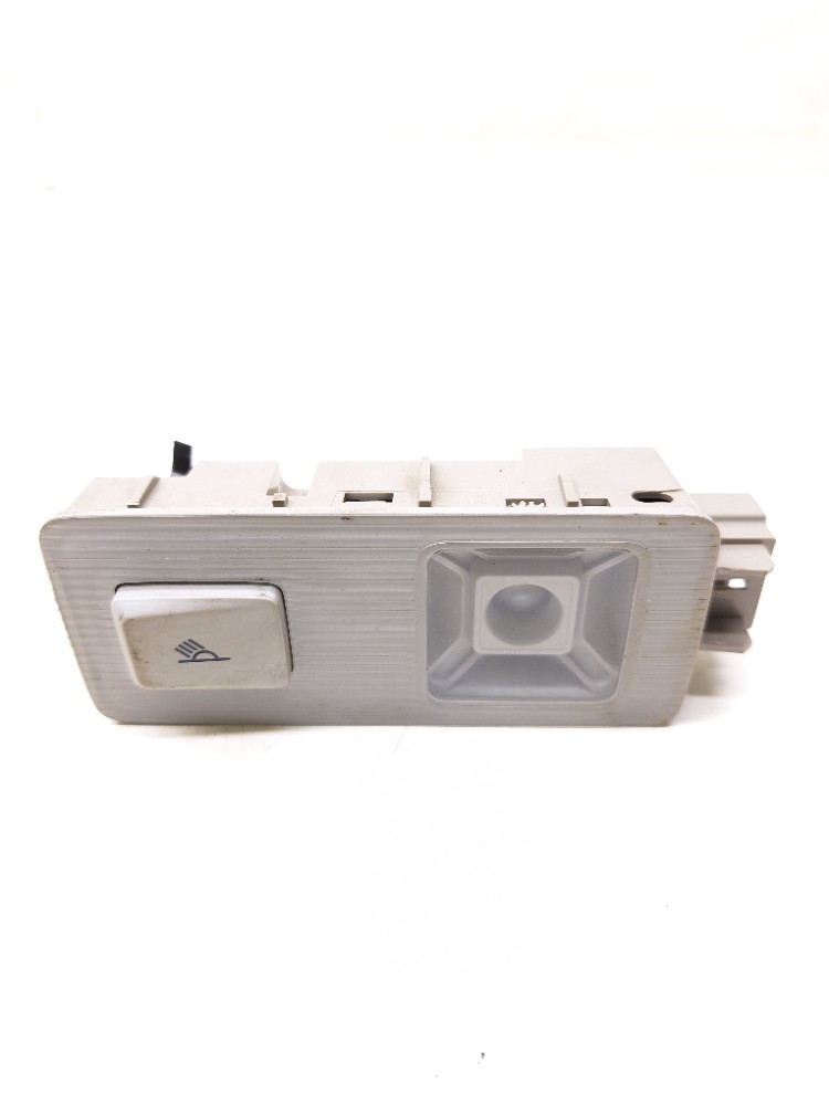 Luz Cortesia Traseiro Esquerdo Vw Tiguan Tsi 1.4 2019 2020