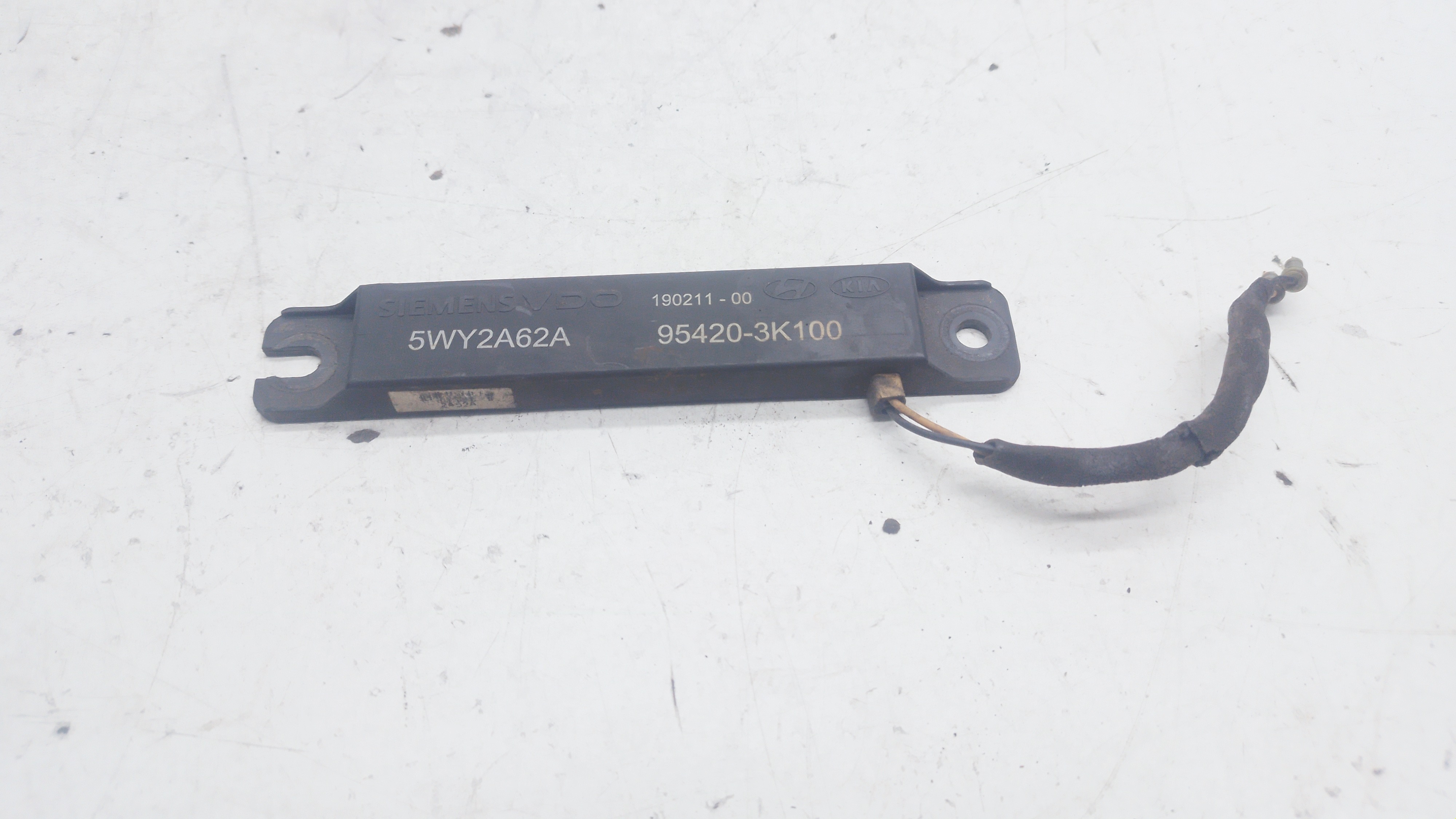 Sensor Keyless Kia Sorento 2.4 2011/ 2012 Nº954203k100