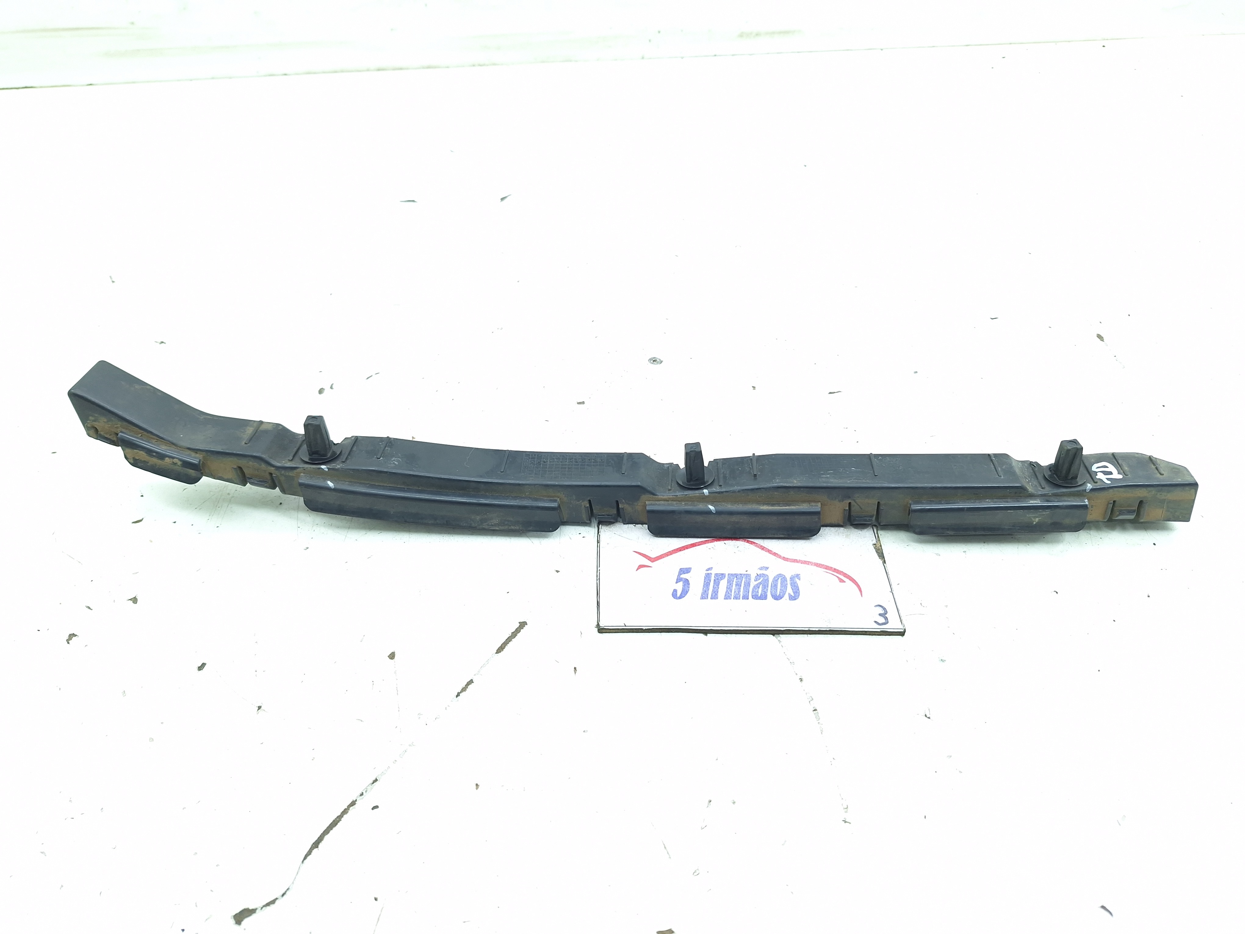 Guia Direita Parachoque Traseiro Hyundai Santa Fé 3.5 2010