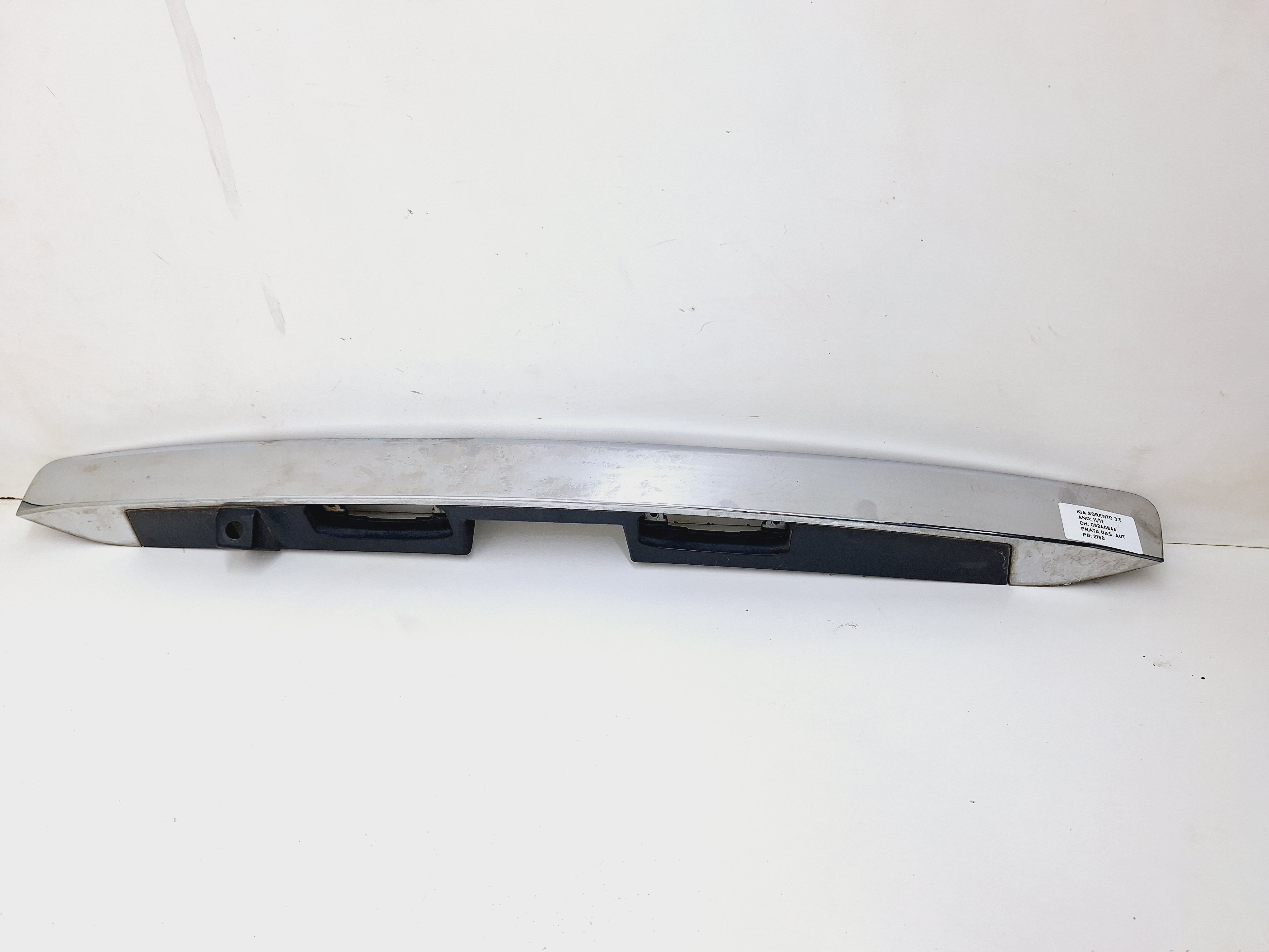 Acabamento Tampa Traseira Kia Sorento 3.5 2011 / 2012
