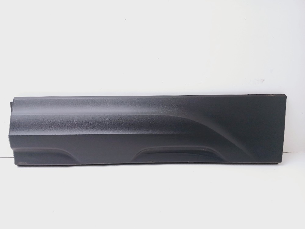 Moldura Porta Traseira Esquerda Vw Taos Tsi 1.4 2023