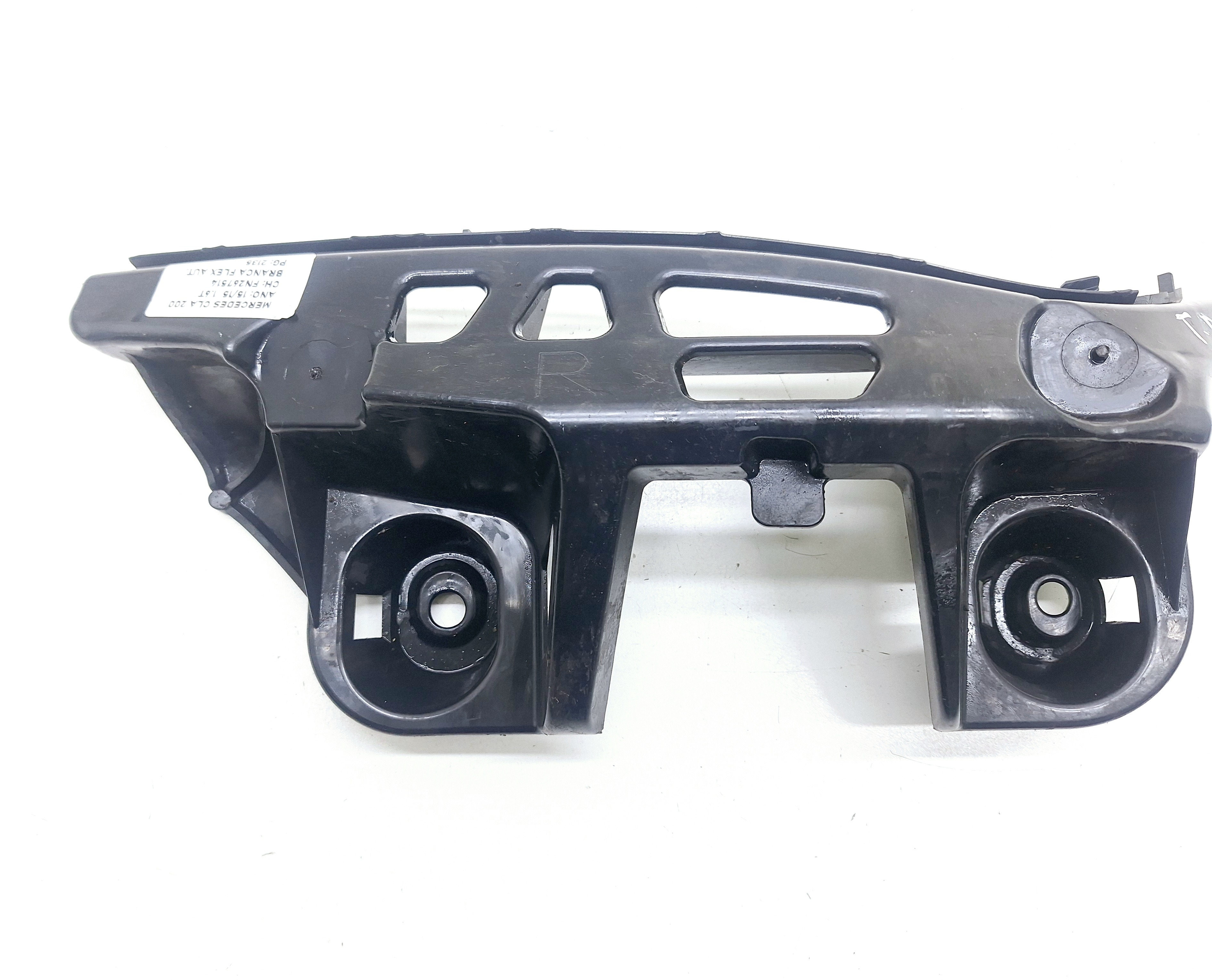 Suporte Parachoque Traseiro Direito Cla200 1.6 2015