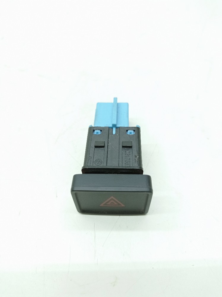Botão Pisca Alerta Vw Virtus Tsi 1.4 2025 2q0953509