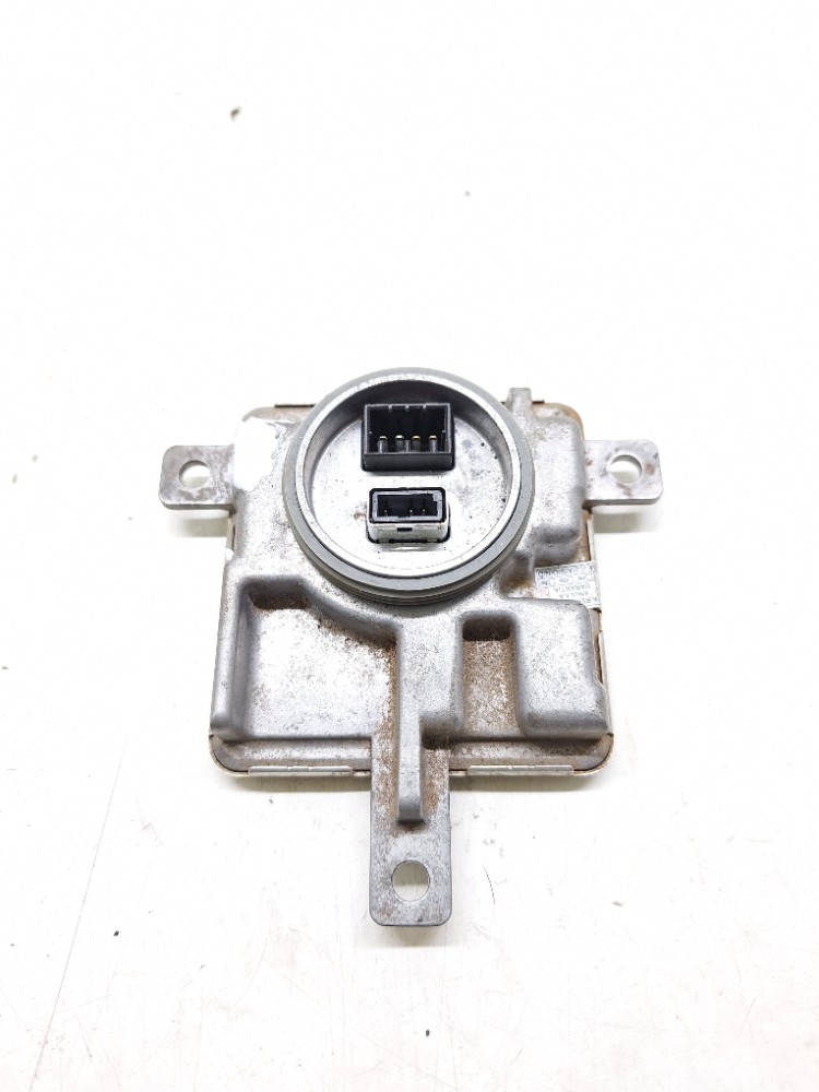 Módulo reator farol esquerdo Vw Jetta 2.0 2016 8k0941597e