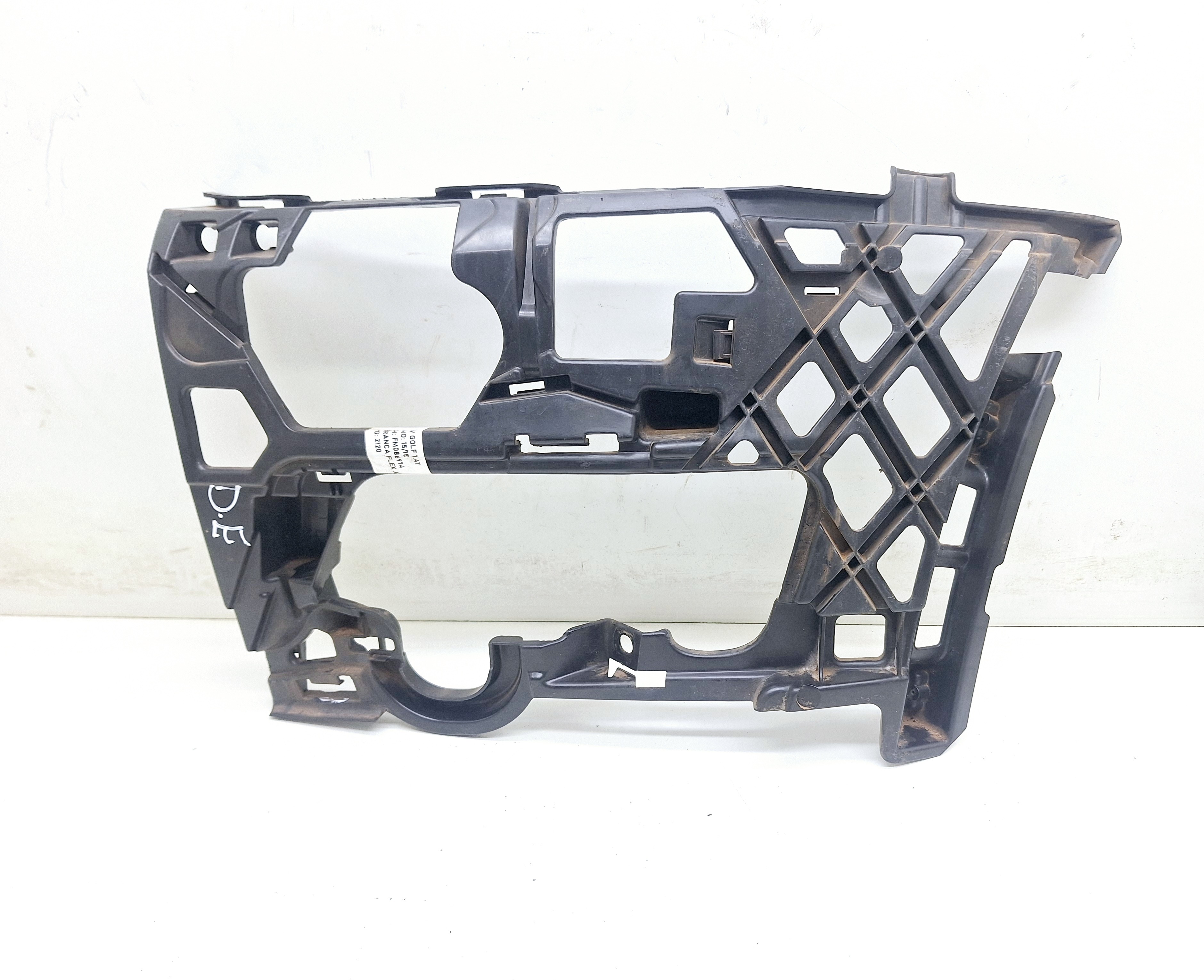 Suporte Farol Milha Esquerdo Golf Tsi 1.4 2015 Nº5gm807723 Preto Esquerdo