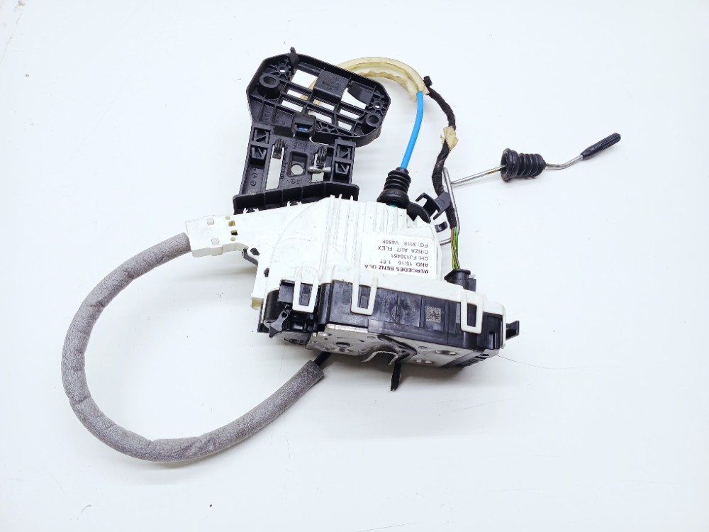 Fechadura Porta Esquerda Gla200 1.6 2015 A204730273