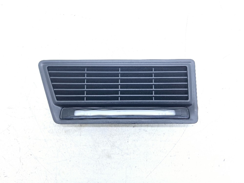 Acabamento Esquerdo Porta Malas C Led Audi Q5 2.0 2019 2020