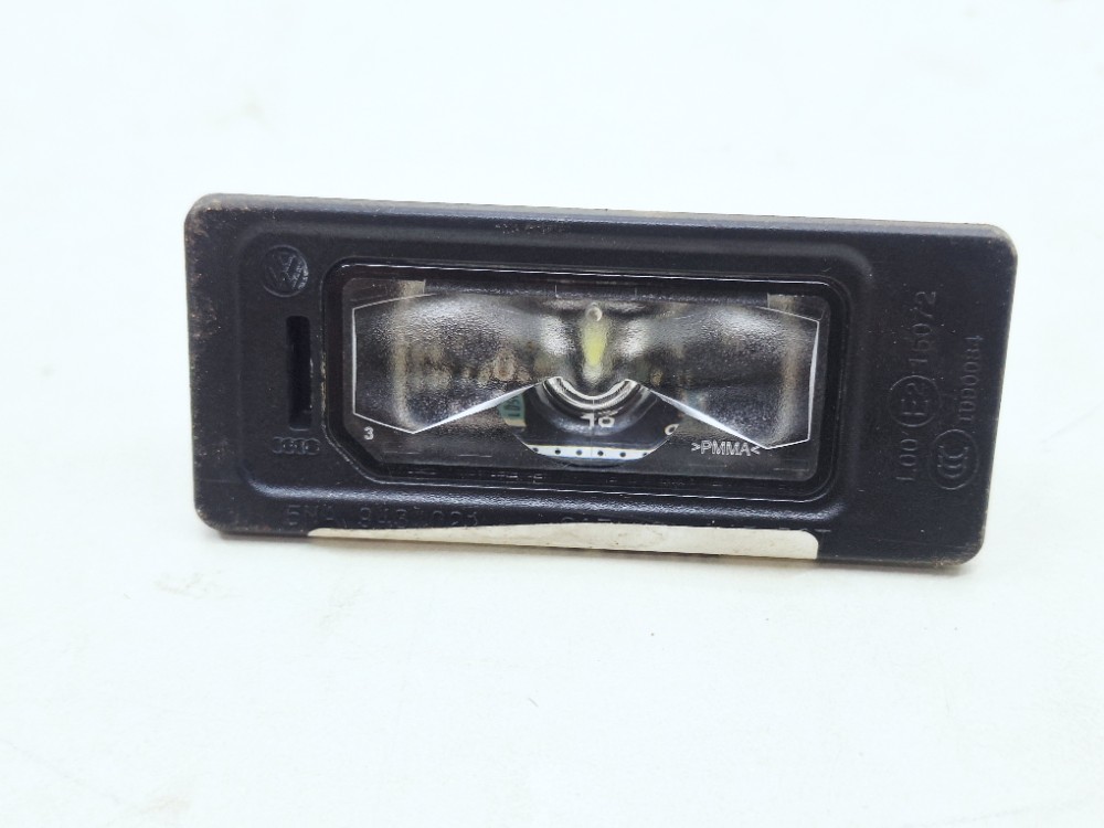 Luz Placa Audi A3 Sedan 2.0 2020 2021 5NA943021