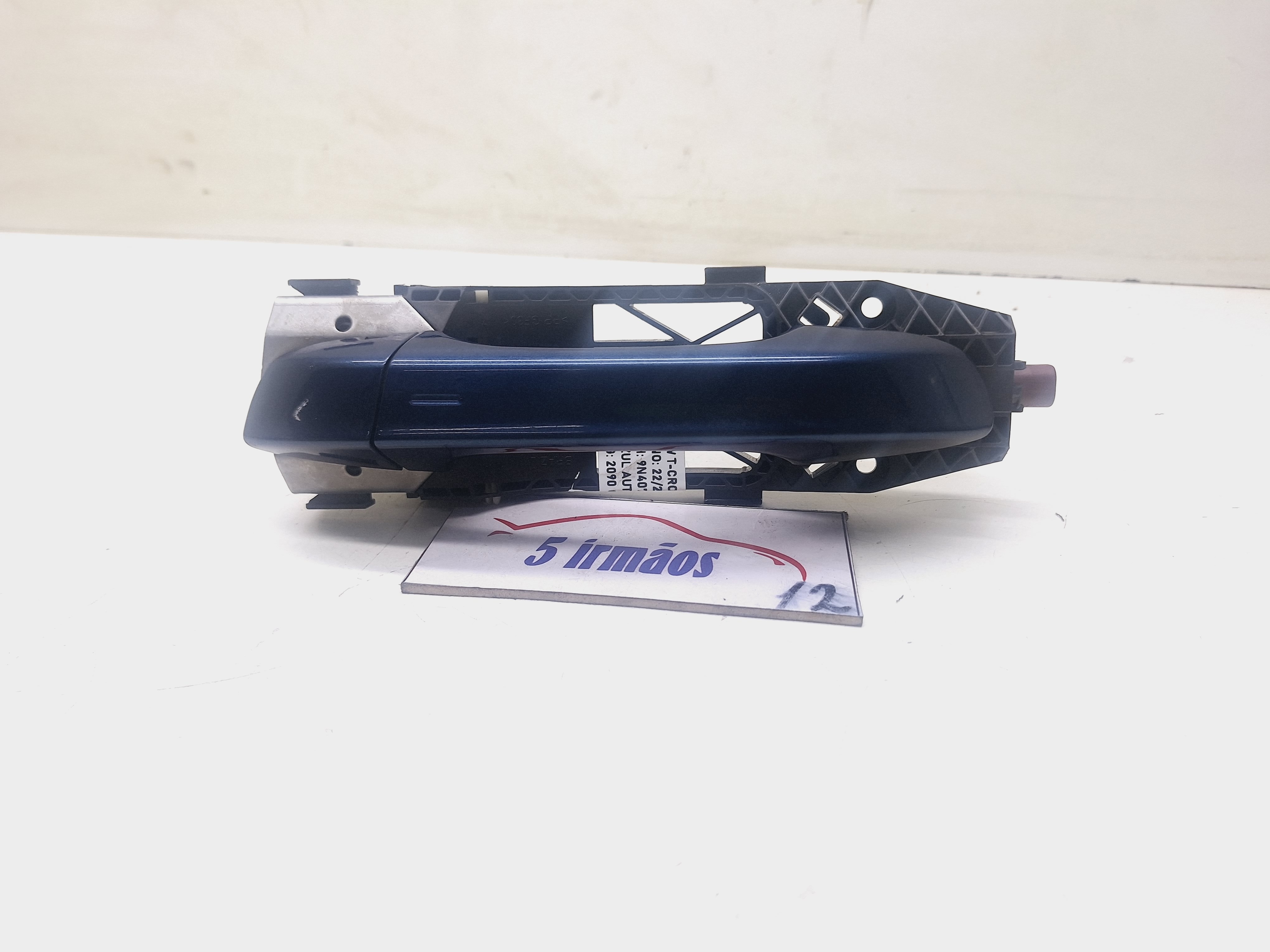 Maçaneta Externa Dianteira Esquerda Vw Tcross Tsi 1.4 2022 Azul Dianteira