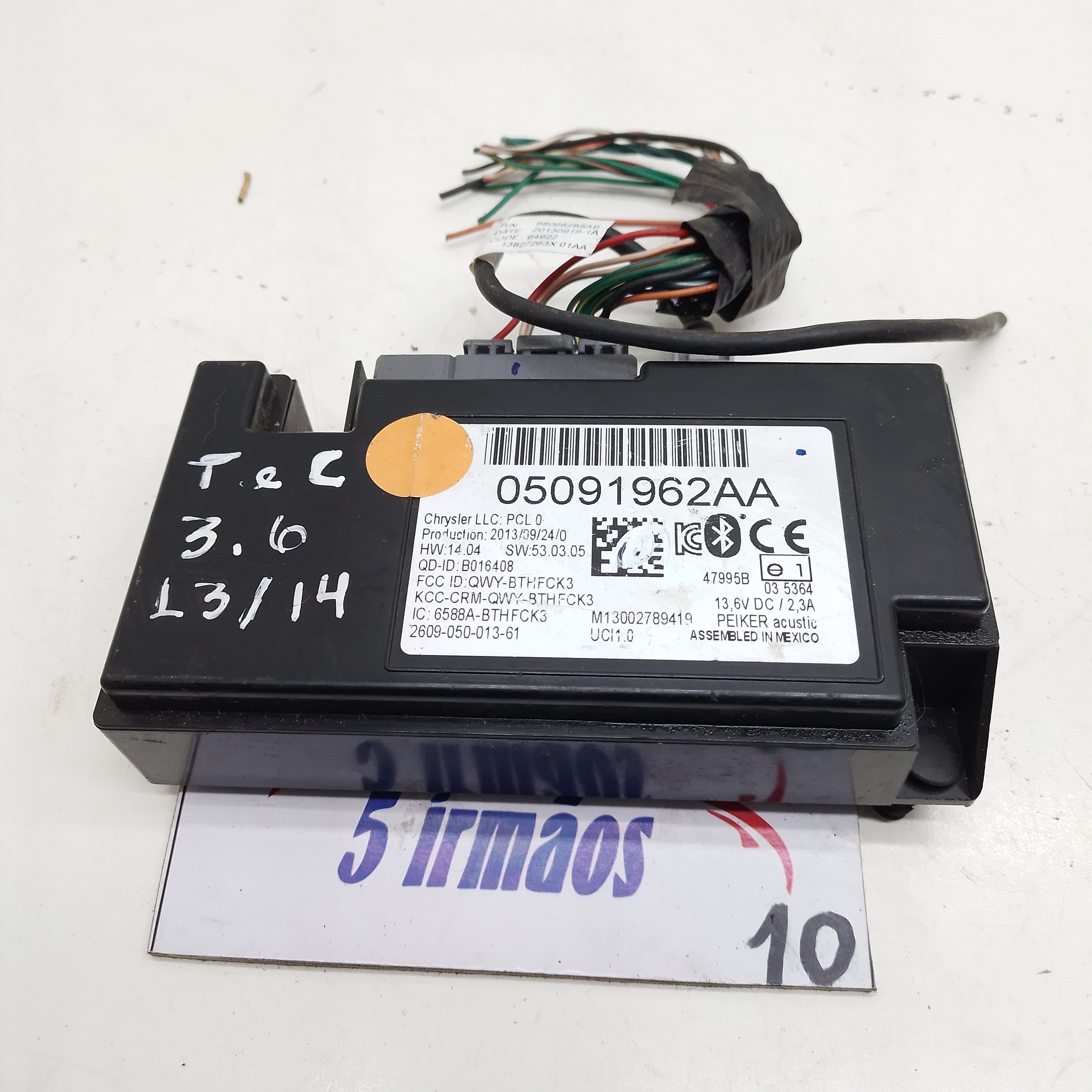 Módulo Bluetooth Chrysler Town Country 3.6 2013 / 2014