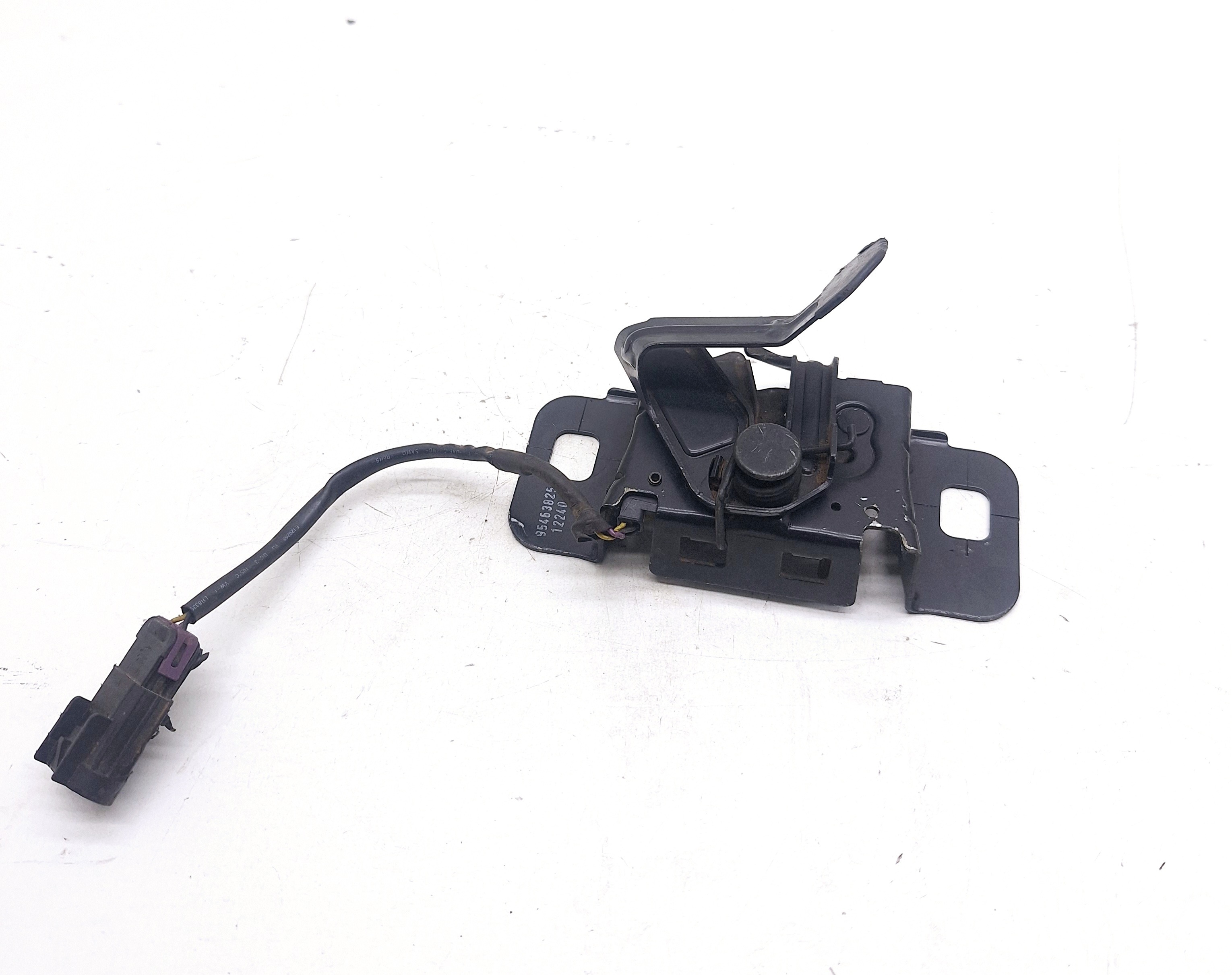 Fechadura Trava Capô Gm Sonic 1.6 2012/ 2013 Nº95463825