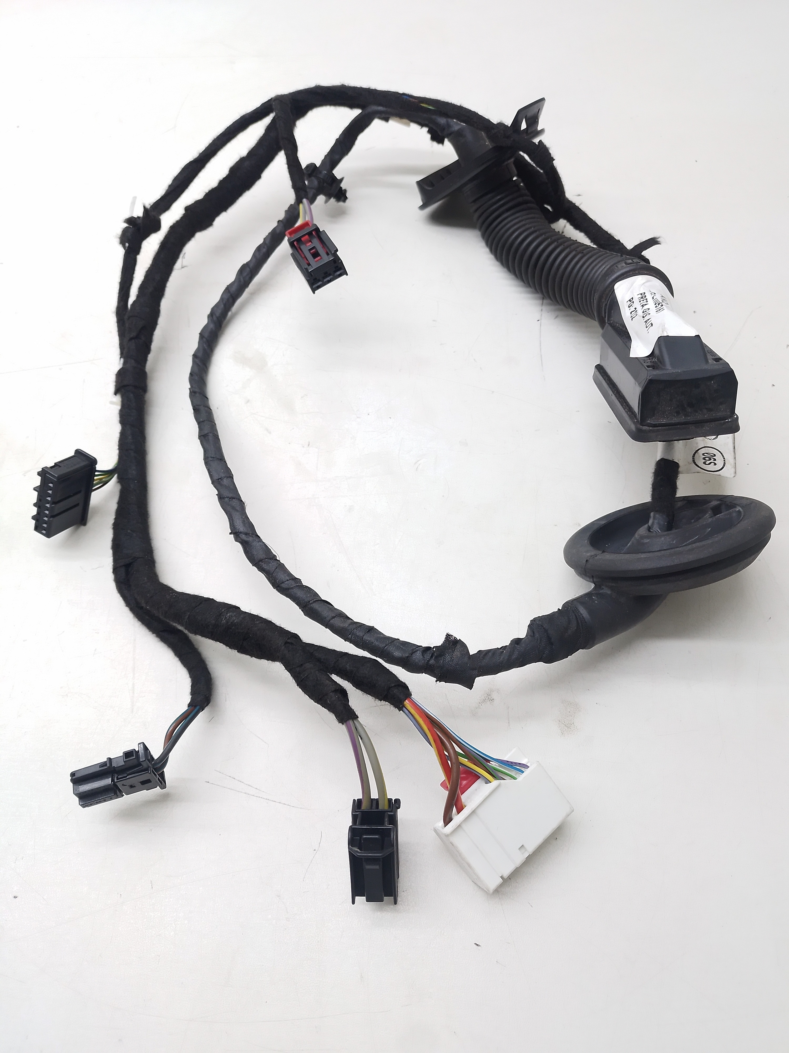 Chicote Porta Traseira Esquerda Audi Q3 Tfsi 1.4 2020 / 2021