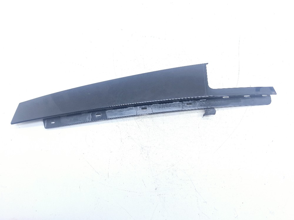 Acabamento Porta Traseira Direita Bmw X1 2.0 2016 7349676